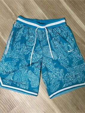 Nike Dri-FIT Mens Medium Teal All Over Print Basketball Shorts Zipper Pocket